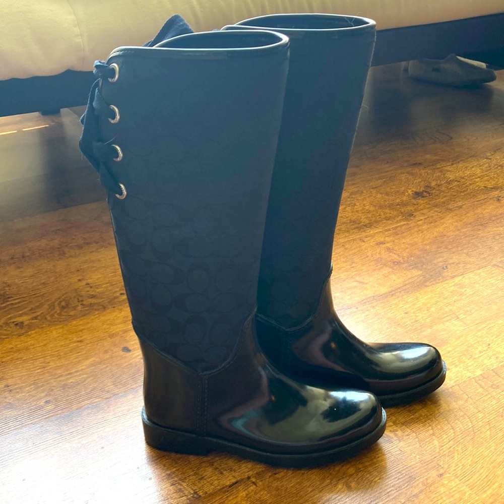 Coach signature rain boots- size 7B